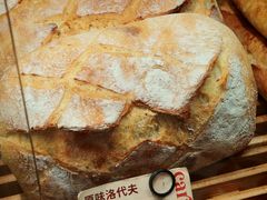 -CARINO BAKERY&CAFE(人广来福士店)