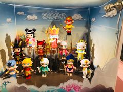 -泡泡玛特POPMART(侨福芳草地店)