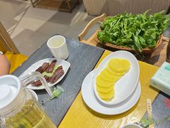 -四季喧黔味豆米火锅(万达广场店)