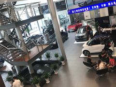 -天津波士信达奔驰4S店(卫津南路店)