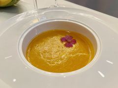 -龙虾酒吧扒房(宁波香格里拉店)