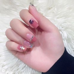 -Pink You美甲洗眉纹绣定制中心