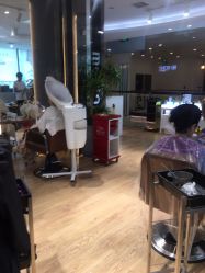 -意廊 Hair Salon