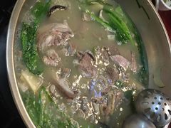 -老石黑山羊毛驴肉火锅(金凯广场店)