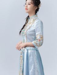 点击看大图 -艾拉·女王婚纱礼服馆
