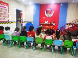 -点点梦想城(鑫苑都汇店)