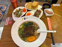 -贯一台湾牛肉面(八一七中路店)