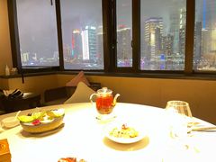 靠窗位-三利音·东方司宴(外滩店)
