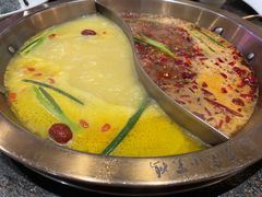 -小天鹅火锅·一线江景洪鼎旗舰店(洪崖洞店)