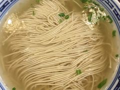 白汤底-同得兴面馆.苏式面.三虾面(园区店)