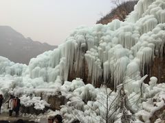 -大平台龙居瀑布旅游区