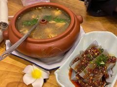 -小厨子私房菜·云南美食店