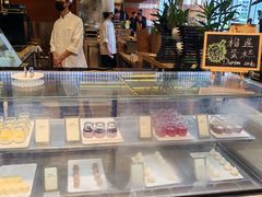 -大中华希尔顿酒店-念自助餐·嗨啤·小龙虾