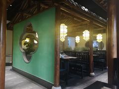 门面-小江南(高新天泺路店)