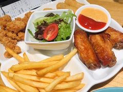 -菲滋意式餐厅(海宁银泰城店)