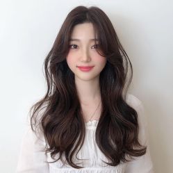 -变画·发型STUDIO