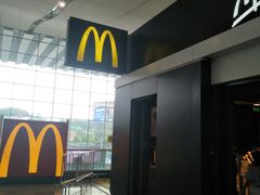 -麦当劳(深圳北站高铁店)