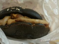 霆锋酷辣鸡腿堡-麦当劳(合肥之心城店)