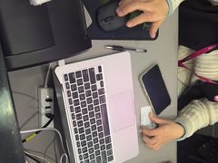 -百邦苹果官方授权维修(金鹰国际购物中心店)