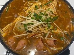 -肥汁米蘭香港米线(长宁来福士店)