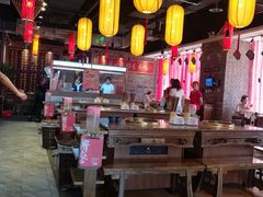 大堂-小龙坎老火锅(北京三里屯店)