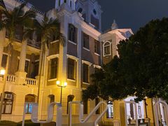 -香港大学
