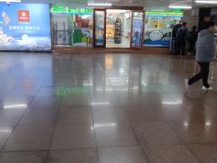 -全家便利店(莲花池东路店)