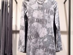 -URBAN REVIVO(高德置地广场·春广场店)