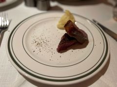 -Wolfgang’s Steakhouse 沃夫冈牛排馆(上海白玉兰广场店)