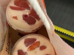 厚牛乳莓莓冻-喜茶(北京五棵松华熙店)