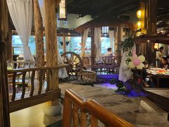 -花溪雨·森林餐厅(石基店)