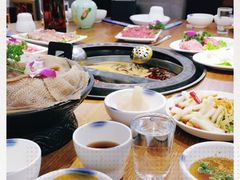 -山城老炮火锅城