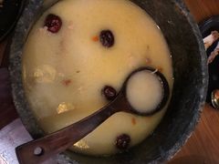 墨脱石锅鸡-敏珠拉姆藏餐·南京厨房(富春江东街店)