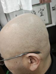 -兰建理发店