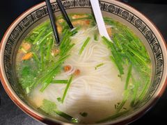 蒙自过桥米线-南蛮子(进贤路店)