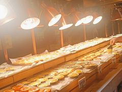 自助取餐区-亚马逊环球美食百汇(新城吾悦广场店)