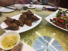 -渔鸽皇酒楼(鸿大广场店)