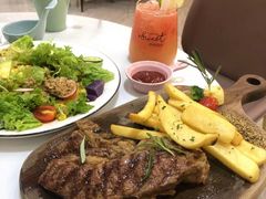 -丽莎沙拉轻食餐厅(国贸店)