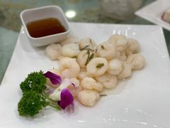 龙井虾仁-江南村酒家