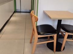 用餐区-老乡鸡(紫桐新村店)