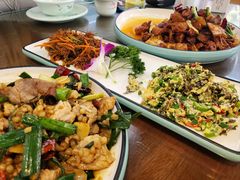 -八木轩·寻味大理白族民俗餐厅(文献路店)