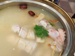 -千岛蚝高压锅生蚝·人参火锅(白云万达店)