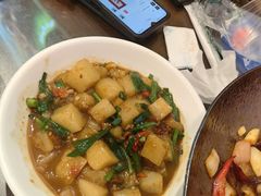 -富正毅三下锅·湘西韵味(天门山索道店)