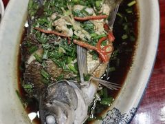 -芦茨金富饭庄·25年老字号·专做稻草鸡
