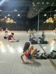 -YASAKI国际舞蹈中心