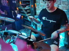 -春风十里酒吧(乐山店)