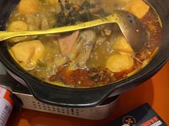 -神府路壹号·海鲜烧烤·砂锅粥·锅物(三坊七巷店)