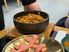 -臻牛烤肉