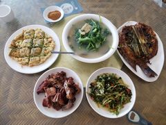 -岩保农家乐