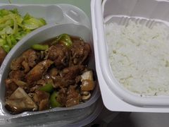 -南城香·饭香串香馄饨香(青年路店)